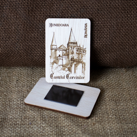 Castelul Corvinilor Hunedoara - Magnet De Frigider din lemn,  Gravat Castelul Corvinilor Hunedoara