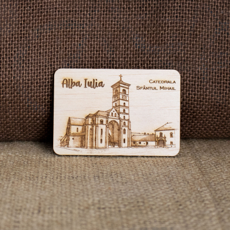 Magnet de frigider din lemn, gravat, Catedrala catolica Sfantul Mihail, Cetatea Alba Carolina