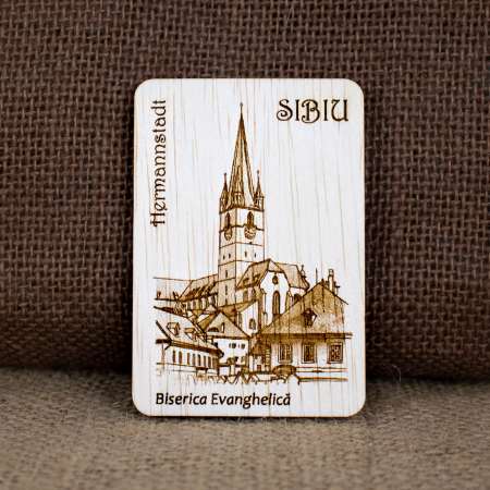 Suveniruri - Magnet de frigider din lemn, gravat, "Biserica Evanghelica" Sibiu