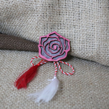 Martisor - brosa din lemn, Trandafir, rosu [9]