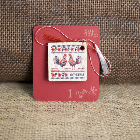Martisor din lemn, cu motive traditionale romanesti