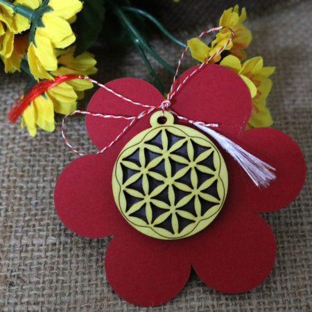 Martisor din lemn, decupat Floarea vietii, galben [4]