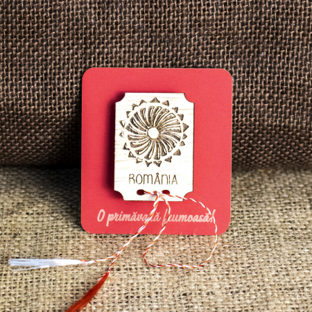 Martisoare - Martisor din lemn, gravat, cu inspiratie din folclorul romanesc