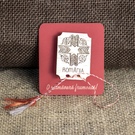 Martisoare - Martisor din lemn, gravat, cu inspiratie din folclorul romanesc