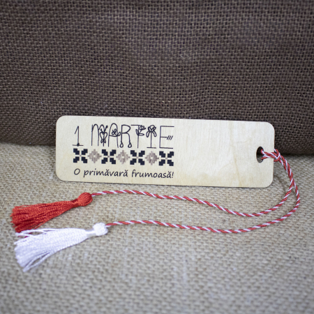 Semne de carte - Martisor din lemn, semn de carte gravat cu motive tradionale romanesti