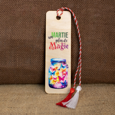 Semne de carte - Martisor din lemn, semn de carte, personalizat "Martie cu MAGIE"