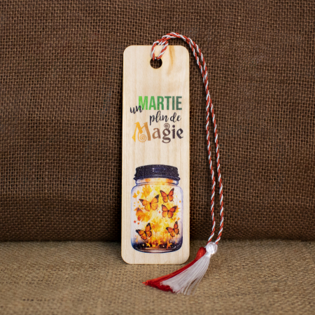 Semne de carte - Martisor din lemn, semn de carte, personalizat "Martie cu MAGIE"