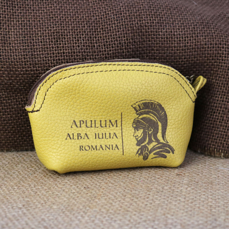 Mini portofel suvenir din piele, gravat Soldatul Roman, Cetatea Alba Carolina - Alba Iulia (culoare: galben mustar) [0]