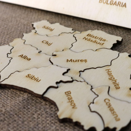 Puzzle Educativ Din Lemn, Gravat, Harta Romaniei Pe Judete Si Orase [4]