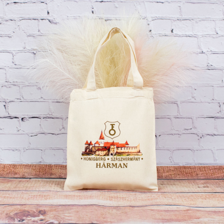 Colectii suveniruri - Sacosa din bumbac, suvenir, Biserica - Cetate Fortificata Hărman, dimensiune 22 x 26 cm