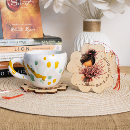 Suport de pahare suvenir - Suport de pahare din lemn, mărțișor – Fetiță cu buchet de primăvară