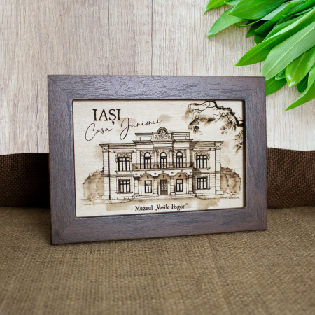 Casa Junimii Iasi (Muzeul Vasile Pogor) - Tablou suvenir din lemn, gravat, Casa Junimii Iasi (Muzeul Vasile Pogor), dimensiune 10/15, rama inclusa