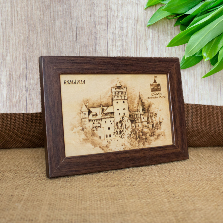 Tablou suvenir din lemn, gravat, Castelul Bran, dimensiune 10/15, rama inclusa [2]