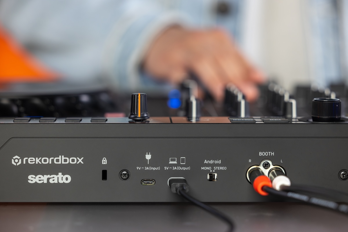 Pioneer DDJ-GRV6 - Conectivitate
