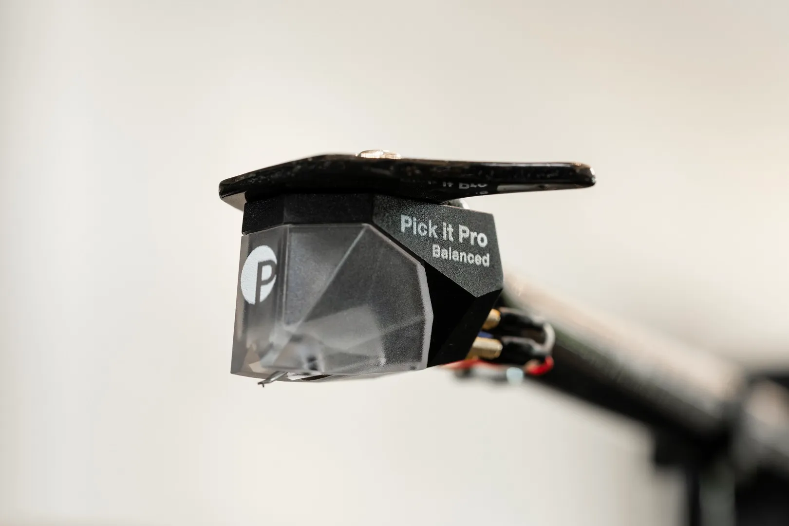 Pro-Ject Pick it PRO Balanced - Detalii tehnice