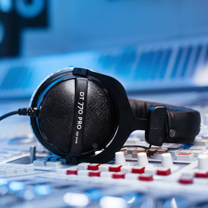 Beyerdynamic DT-770 PRO 250 Ohm Casti audio Hi-Fi inchise [5]