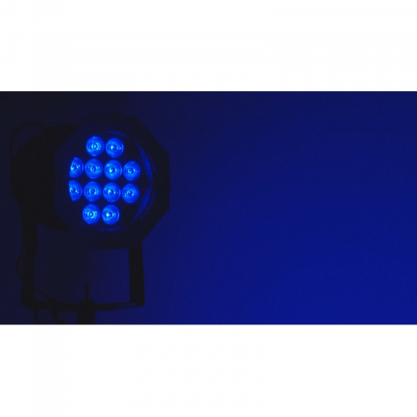 LED Briteq BT-STAGEPAR 6in1 [10]
