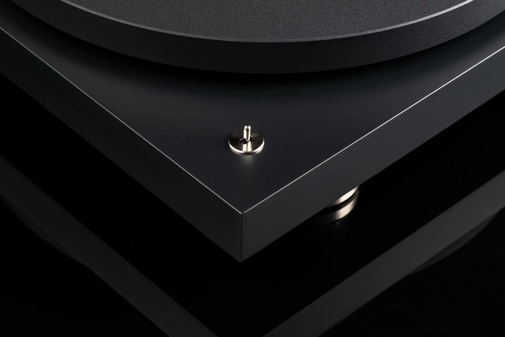 Pro-Ject Debut Pick it PRO Black Balanced [3]