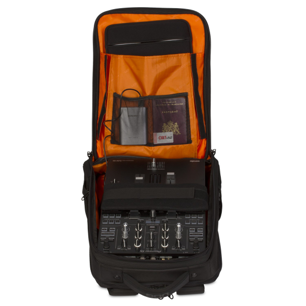 UDG Ultimate Backpack Slim BlackOrange Inside [6]