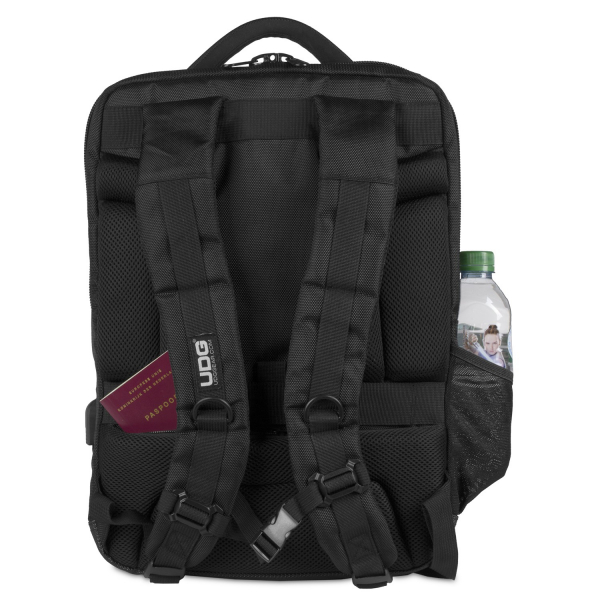 UDG Ultimate Backpack Slim BlackOrange Inside [4]