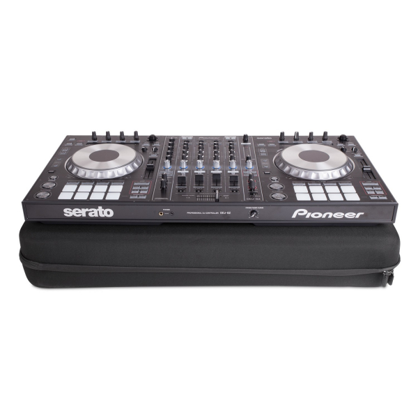 UDG Creator Controller Hardcase Extra Large Black MK2 [6]