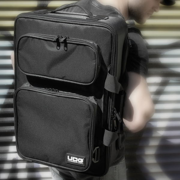 UDG Ultimate MIDI Controller Backpack Large Black/Orange Inside MK2 [7]