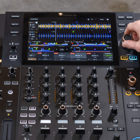 Pioneer DJ Opus-Quad Consola DJ All in One cu 4 Deck-uri [1]