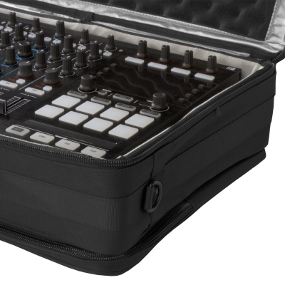 UDG Urbanite MIDI Controller FlightBag Large Black [11]