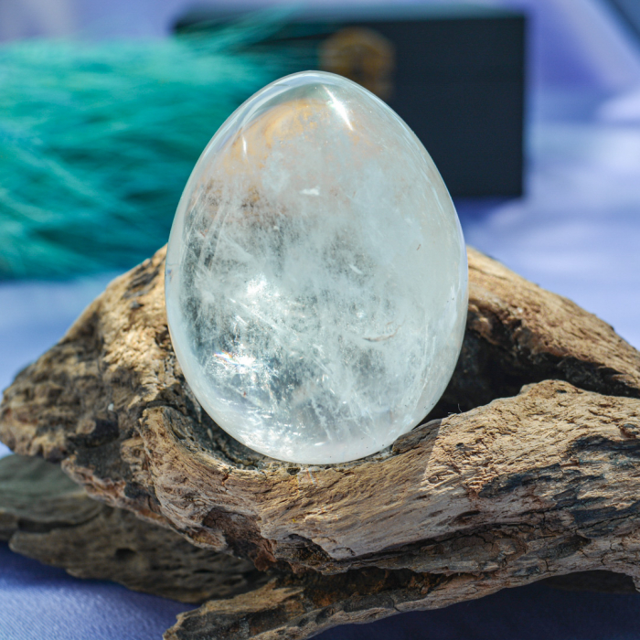 Cristale in forma de ou [6]