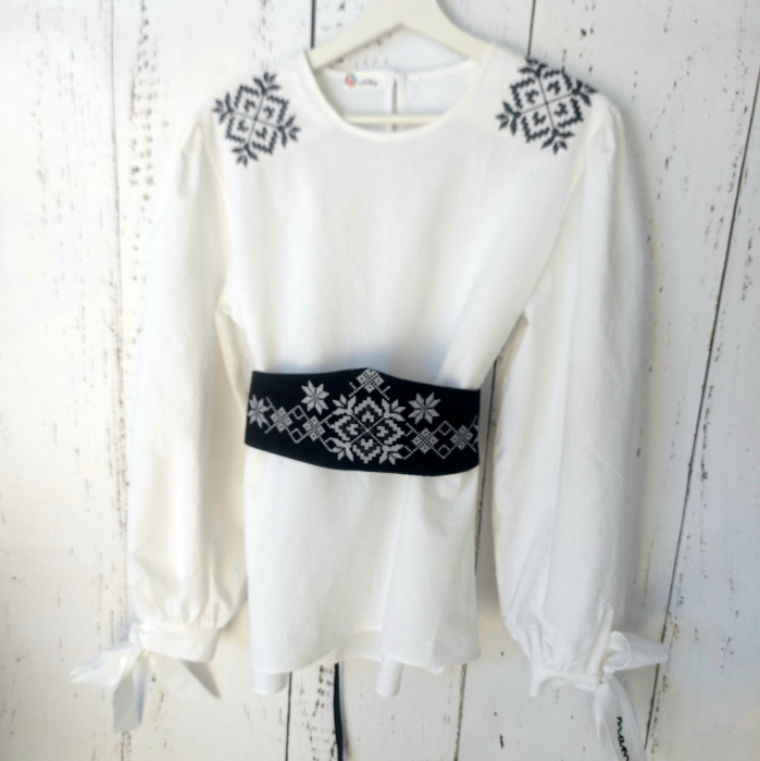 Bluza dama din panza cu broderie traditionala - MAMA [2]