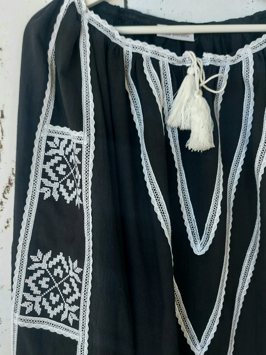 Ie dama din panza topita MAMA - Negru [2]