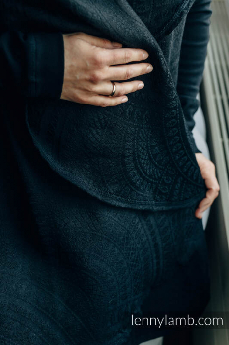 Cardigan/ protectie babywearing pentru vreme rece I PEACOCK'S TAIL - PITCH BLACK I LennyLamb I Marime S/M [12]