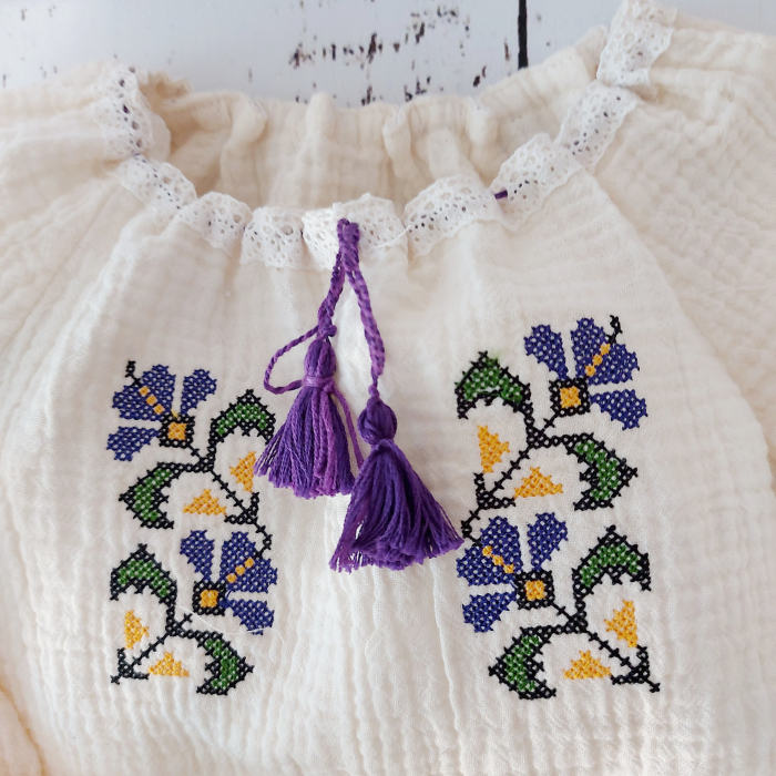 Ie traditionala fete, din muselina- Irisi [4]