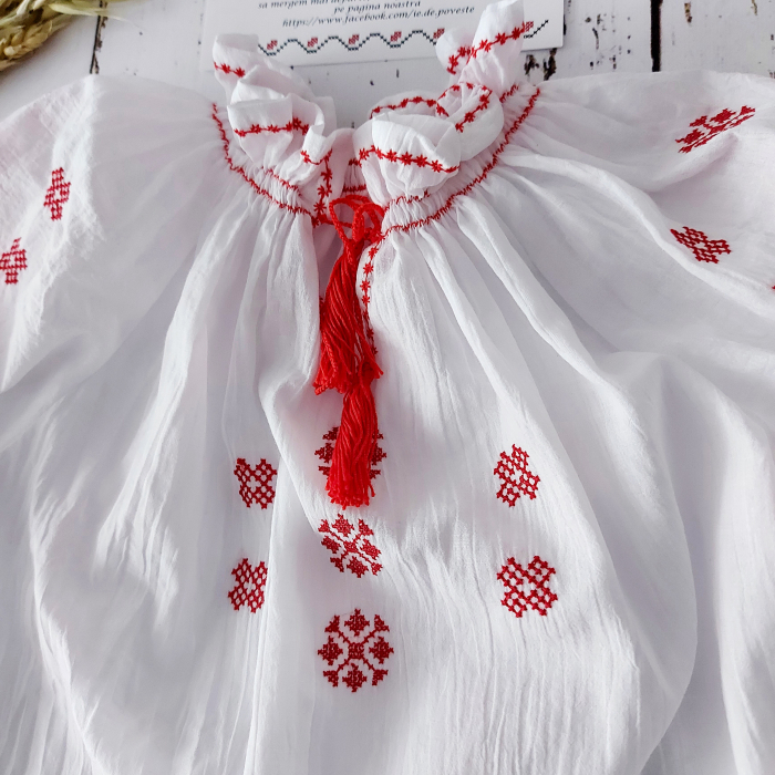 Ie traditionala fete - Catrinel - rosu [5]