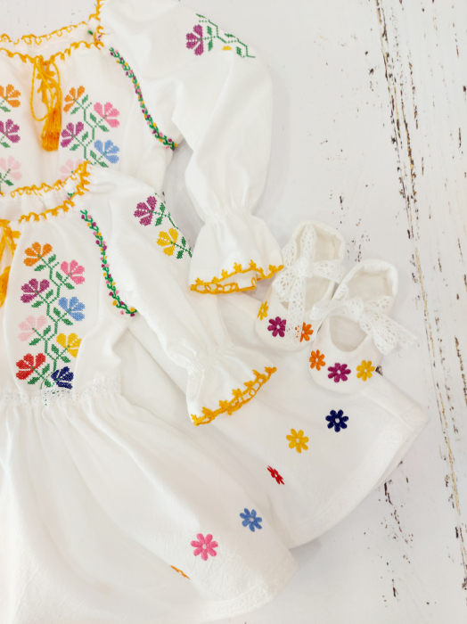 Rochie fete traditionala- Anuca - Flori pe camp [4]