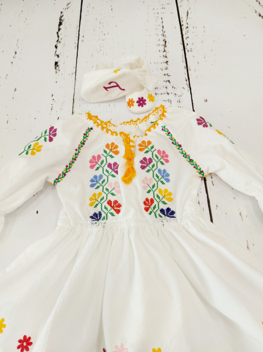 Rochie fete traditionala- Anuca - Flori pe camp [11]