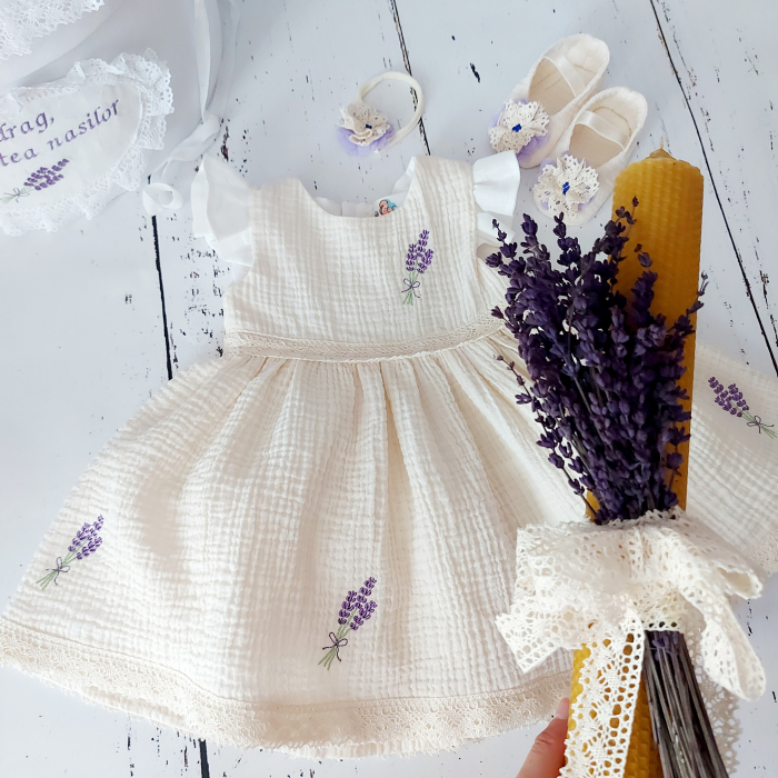 Set rochita, botosei si bentita, din muselina organica, cu detalii brodate - Lavanda [2]