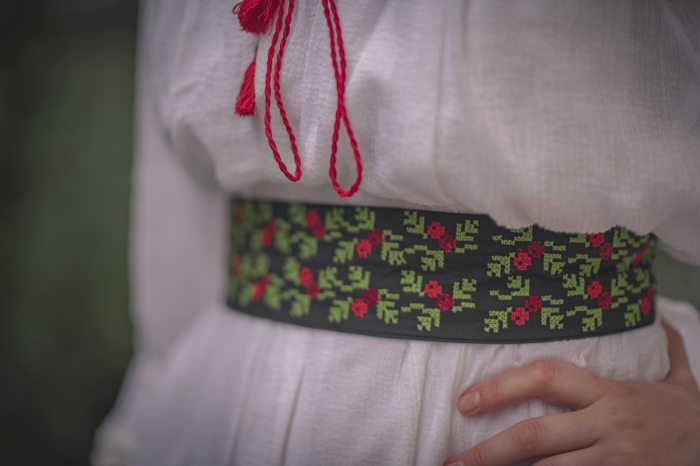 Brau traditional pentru femei- Catifea - Sanziana [2]