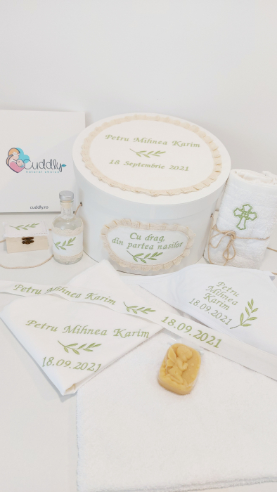 Cutie trusou botez Greenery [6]