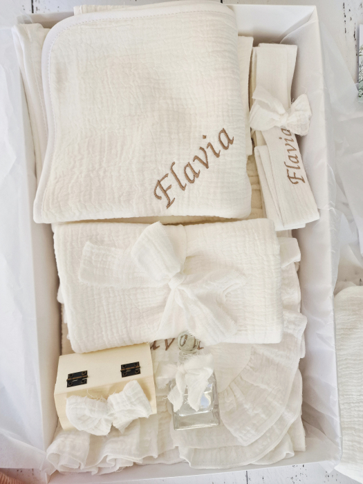 Trusou botez integral din muselina- ALB- 10 piese [3]