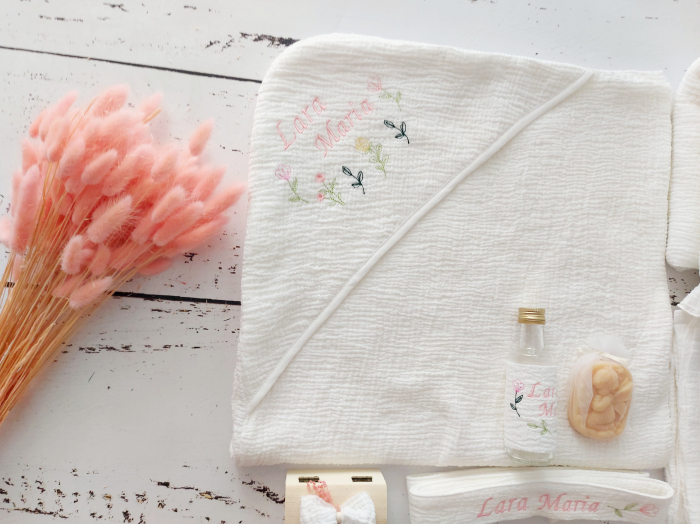 Trusou botez integral din muselina- Spring Flowers [11]