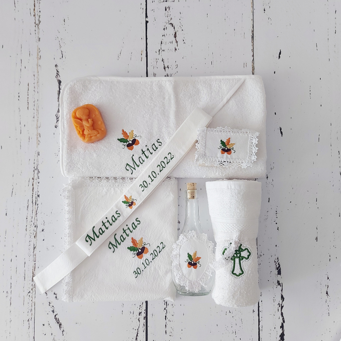 Trusou botez The little acorn [4]
