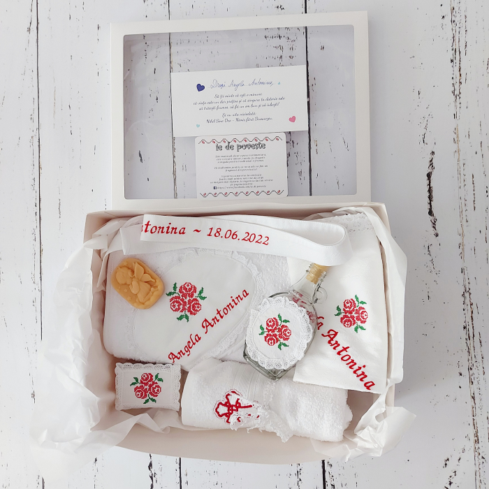 Trusou traditional botez fetite-  Trandafira - 13 piese [5]