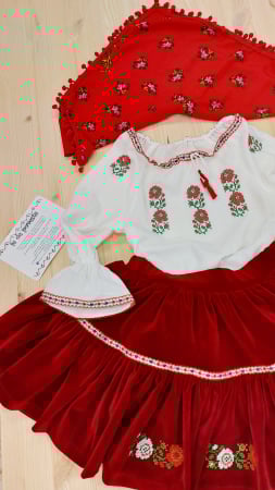 Costumas traditional fete - Trandafiri Jucausi- Rosu [2]