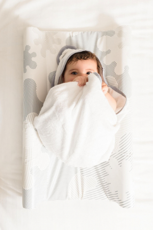 Saltea pentru infasat BabyDam ChangeMat [2]