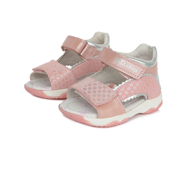 Incaltaminte copii - Sandale piele fete, roz cu floricele, flexibile- D.D.Step
