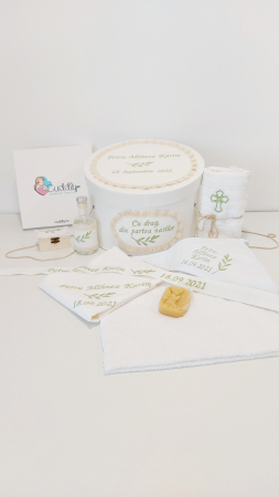 Cutie trusou botez Greenery [3]