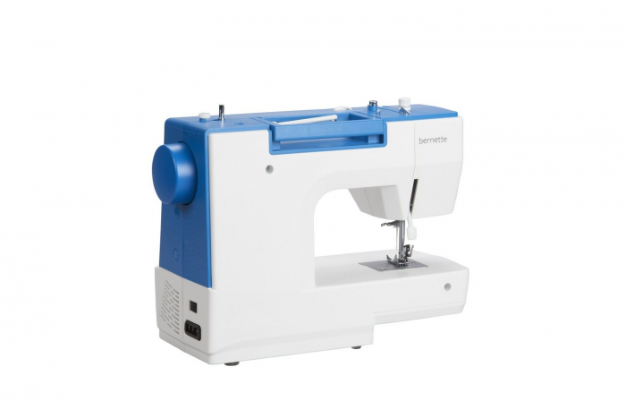 Masina de Cusut Bernette Sew&Go 1, electromecanica, 10 cusaturi [4]