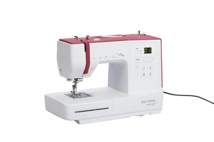 Masina De Cusut Bernette Sew&Go 7, computerizata, 80 cusaturi [2]