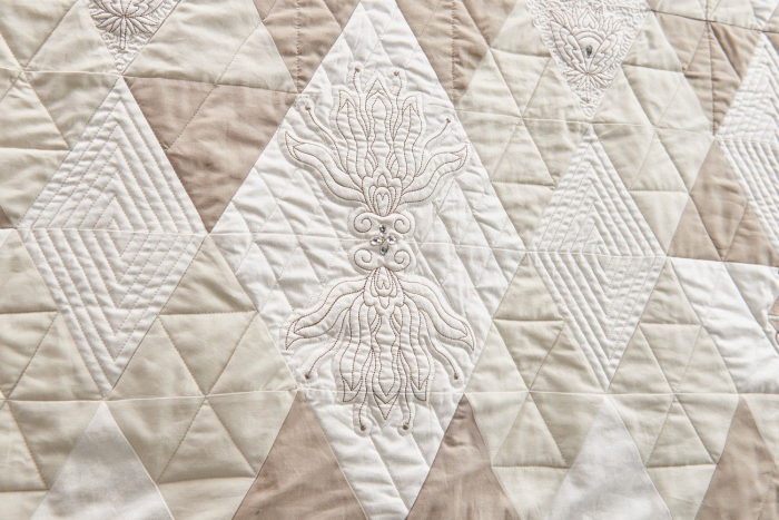 Masina de cusut, brodat si quilting Bernina 590 Crystal Edition [30]